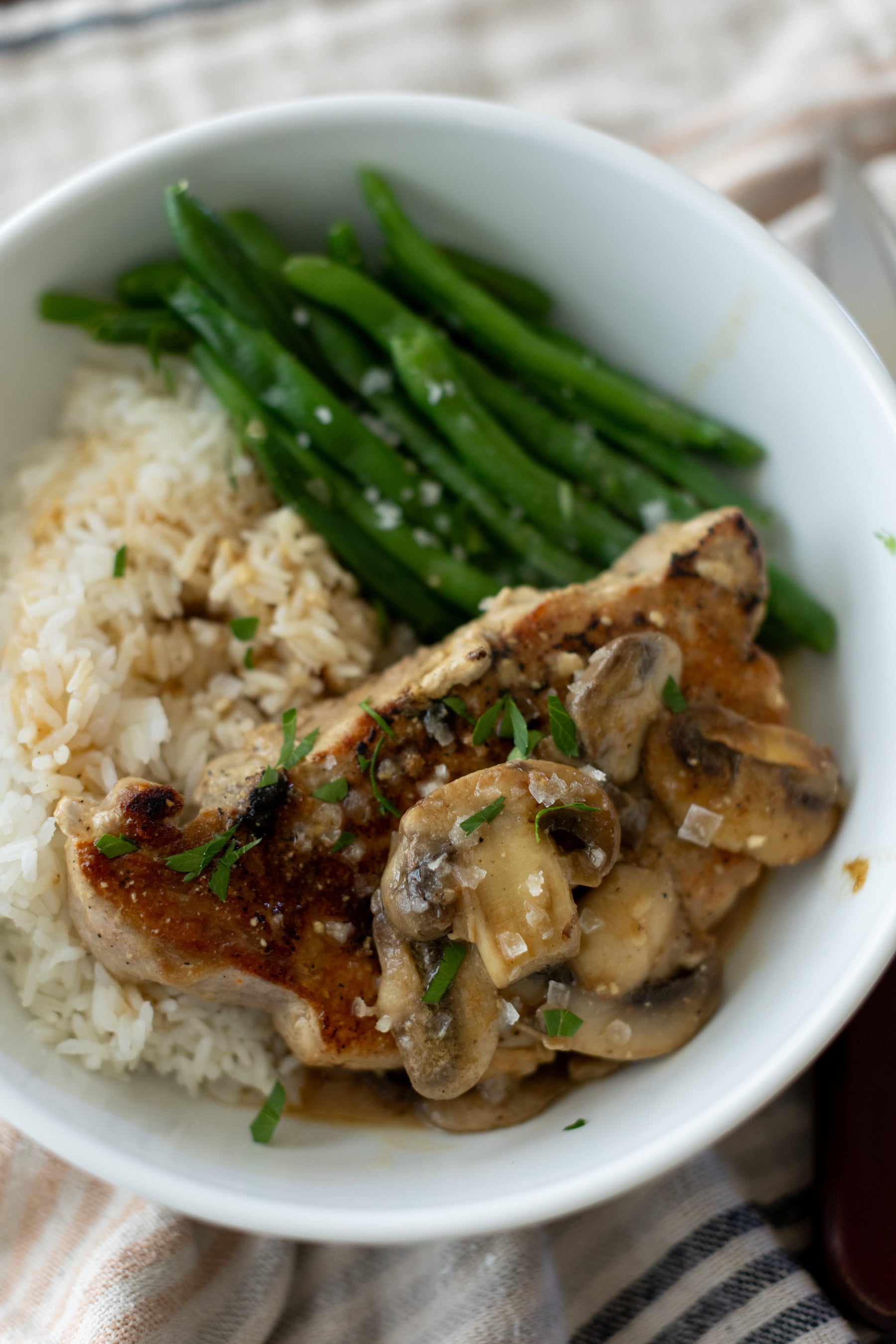 Mushroom Gravy Smothered Pork Chops
