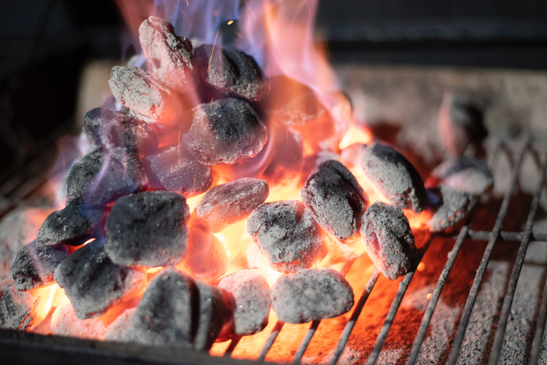 How To Clean And Prep Your Charcoal Grill