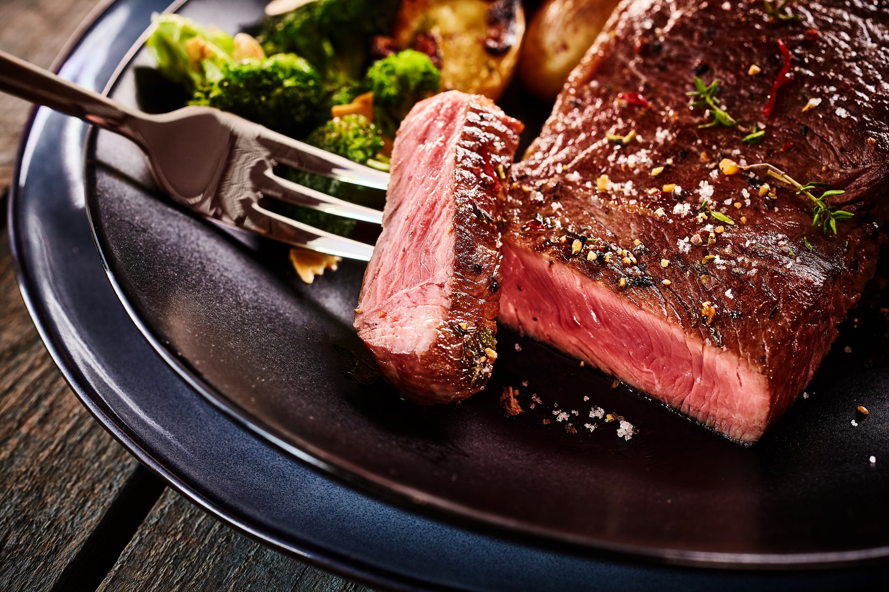 6 Ways To Make Your Steak Delivery Feel Extra Fancy